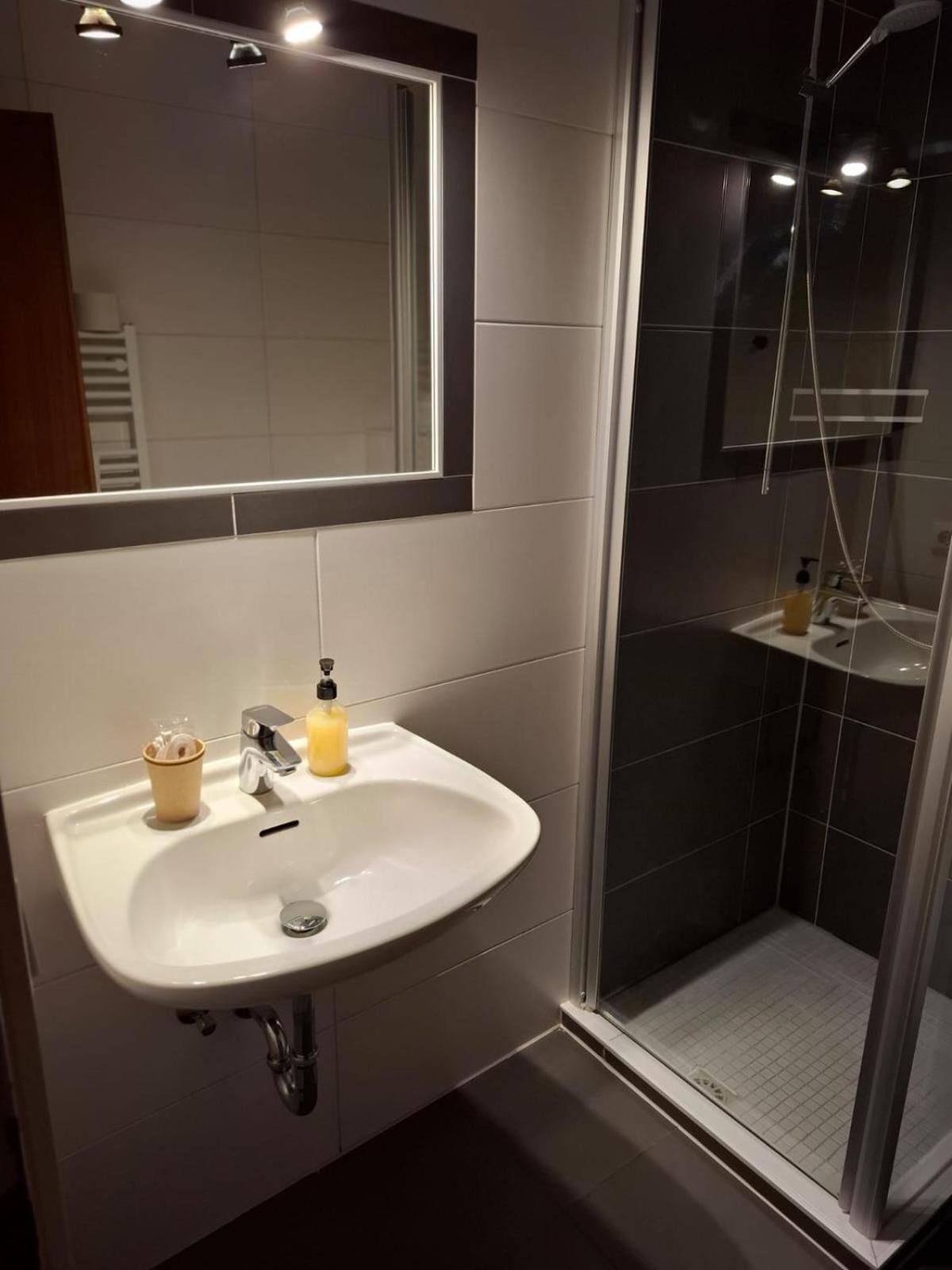 Hotel Am Schwarzen Berg Stade Exteriér fotografie